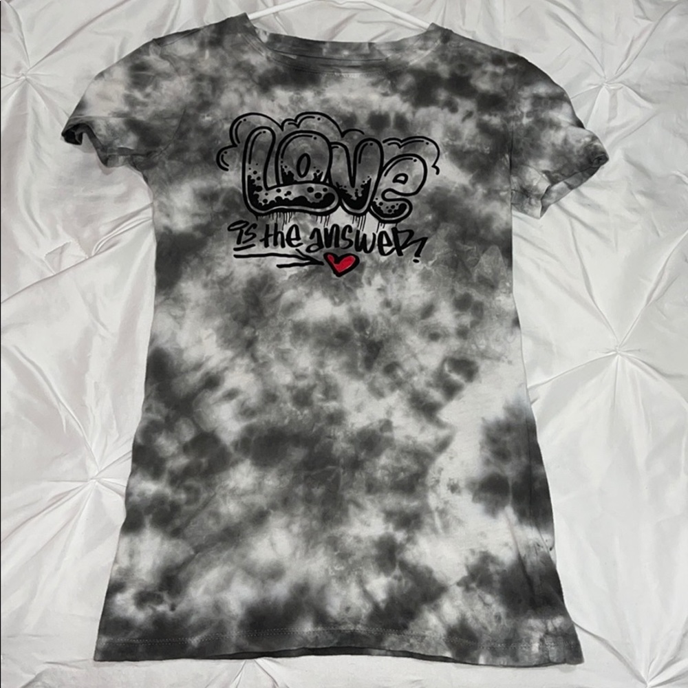 Aeropostal black tie dye shirt